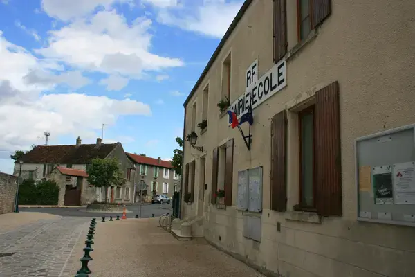 Borne de Recharge 95 Installateur borne de recharge Puiseux-Pontoise